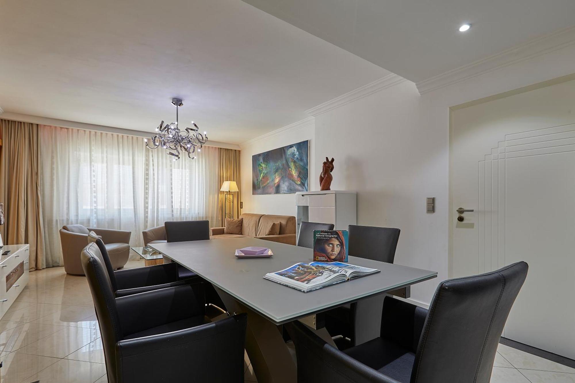 The Queen Luxury Apartments - Villa Cortina Luxembourg Bagian luar foto