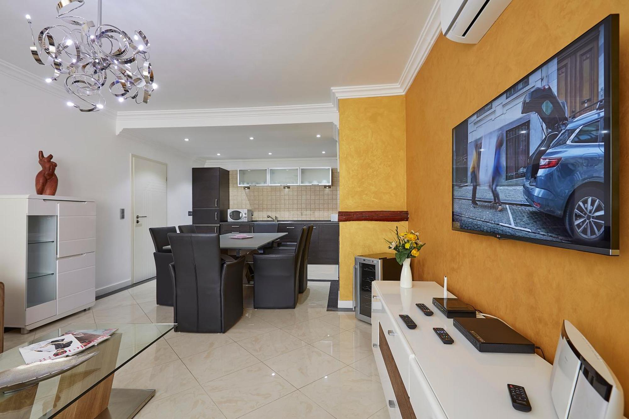 The Queen Luxury Apartments - Villa Cortina Luxembourg Bagian luar foto