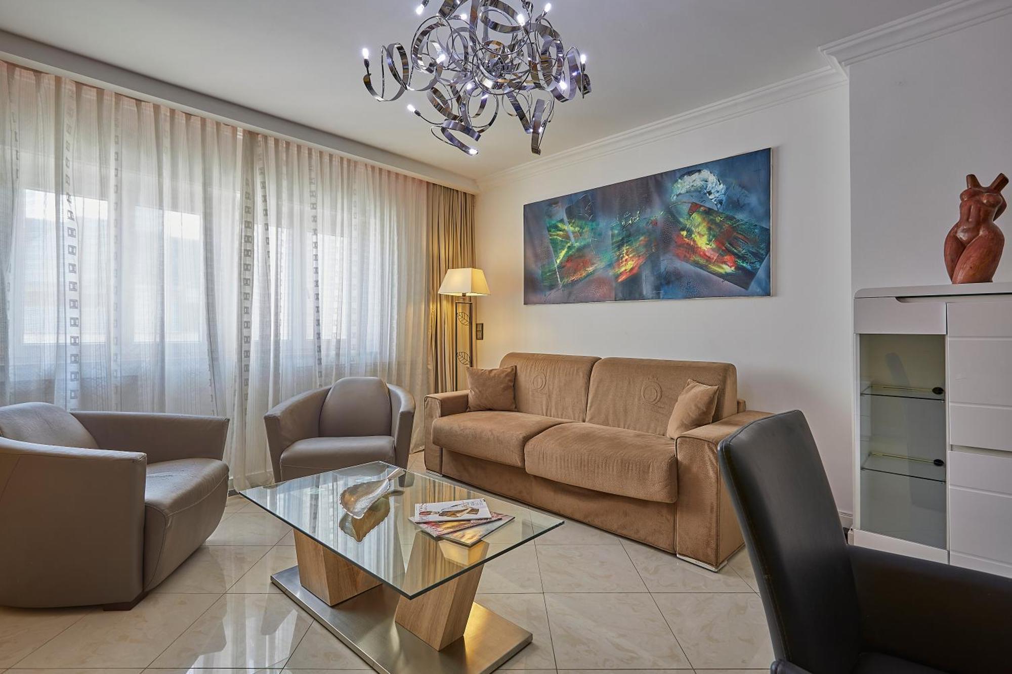 The Queen Luxury Apartments - Villa Cortina Luxembourg Bagian luar foto