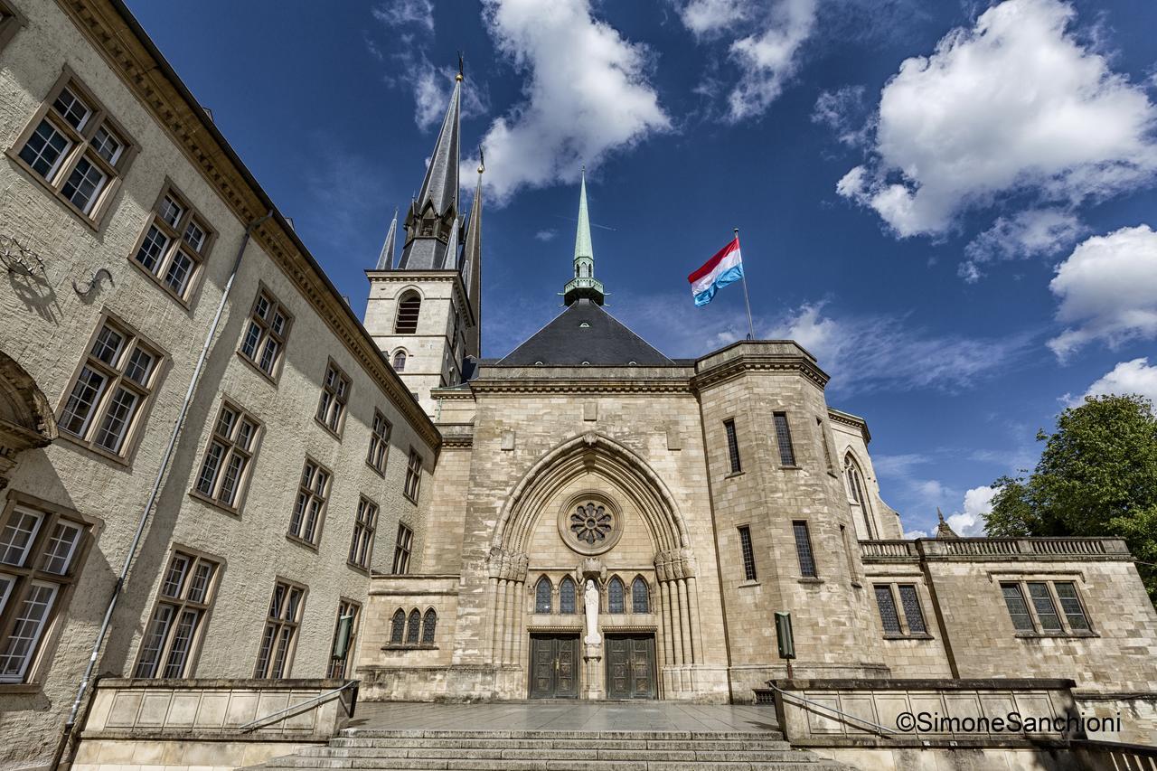 The Queen Luxury Apartments - Villa Cortina Luxembourg Bagian luar foto
